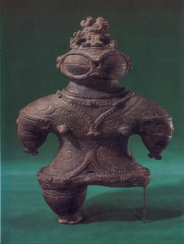Ours Time wave Japanese Pottery - Clay Figurines from the Jomon Period