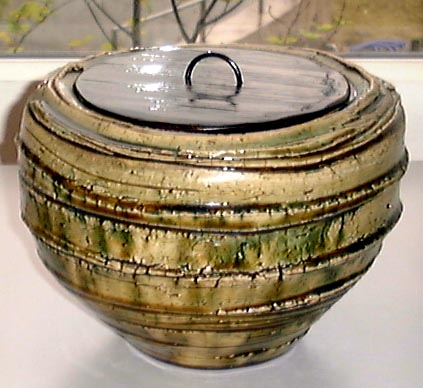 Oribe mizusashi by Okabe Oribe mizusashi by Okabe