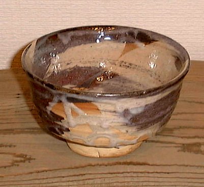 Shino Hakeme Chawan by Abe Hitoshi