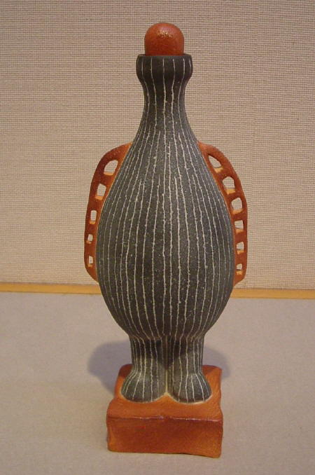 'Tokkuri' Figure