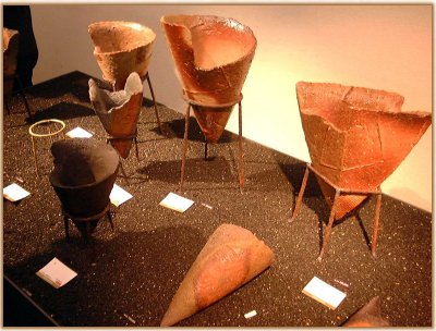 Cone shapes by Kakurezaki Ryuichi